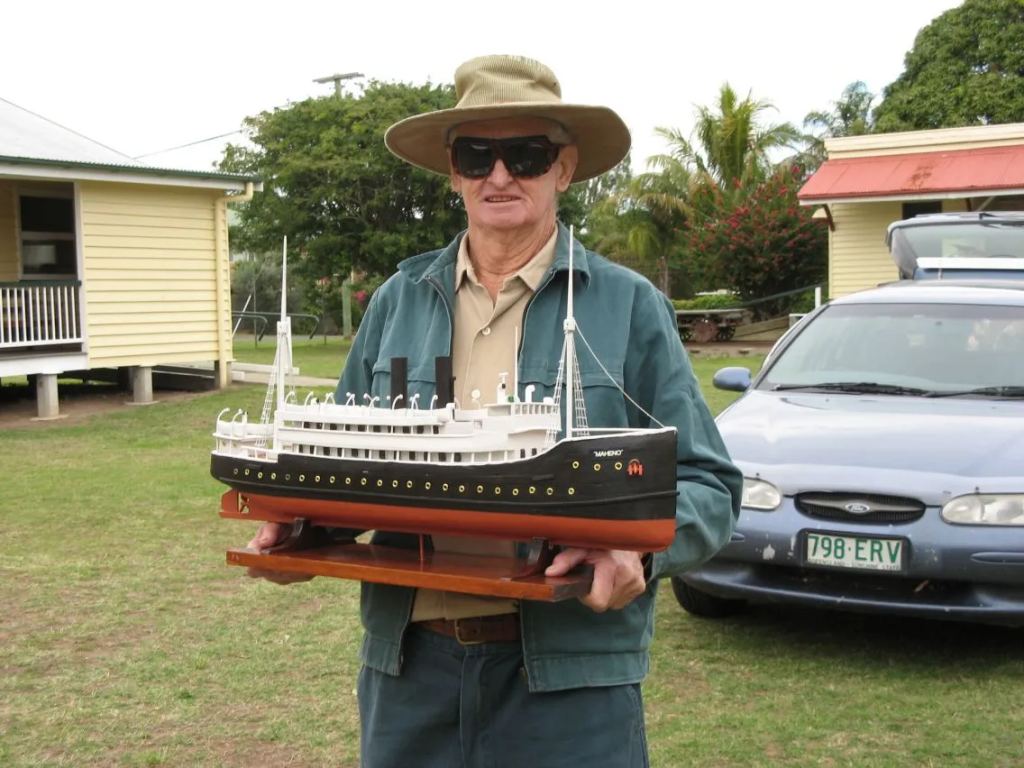 Bob Shields volunteer